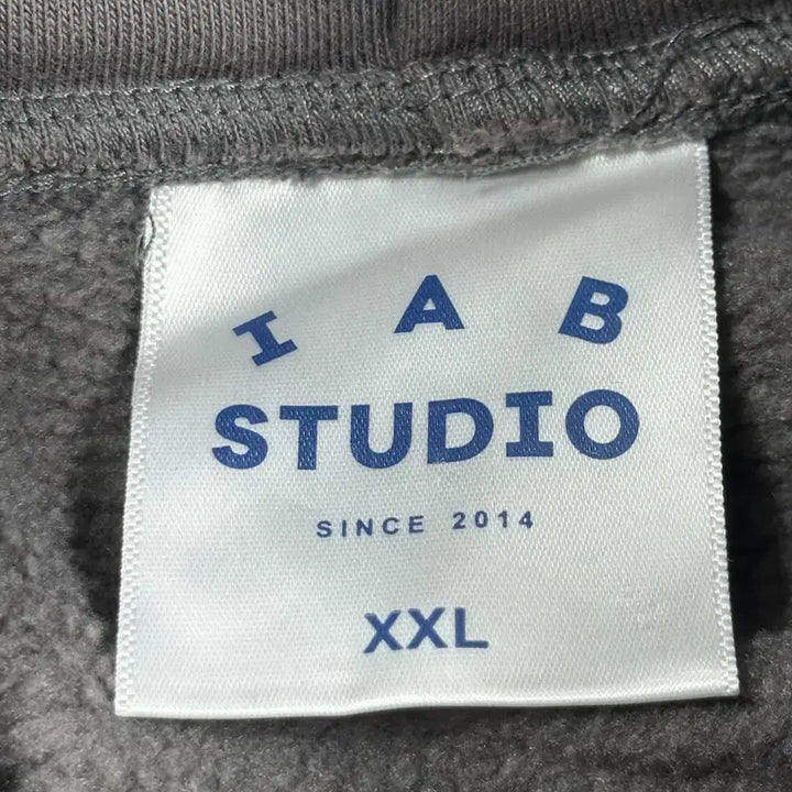 [BUNJANG] Iab Studio Back Logo Basic Hoodie (2XL) / (오염존재, 2XL) 아이앱스튜디오 백로고 베이직 후드티