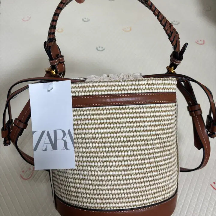 [SOLD OUT] 라탄 버킷백(새 상품) 초경량