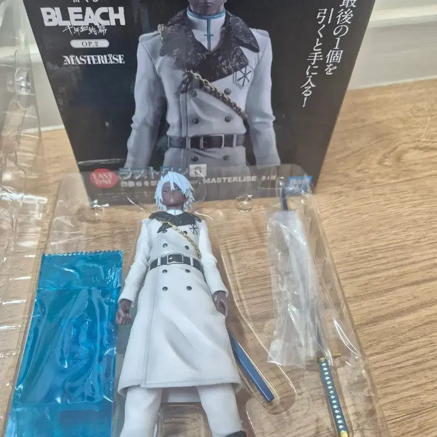 [SOLD OUT] 블리치 라스트원 토시로 피규어