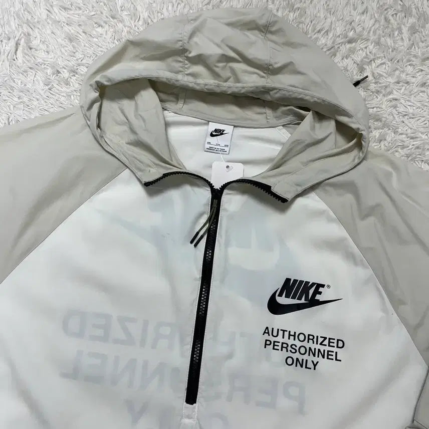 [SOLD OUT] 나이키 언라이드 아노락