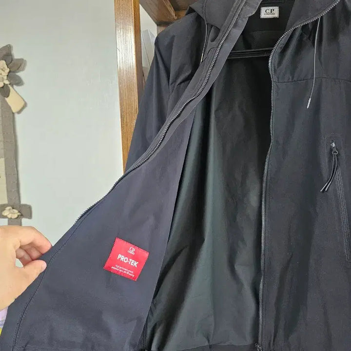 [SOLD OUT] 100-105사이즈)cp컴퍼니 나일론 자켓 팔아요 프로텍 50xl 씨피