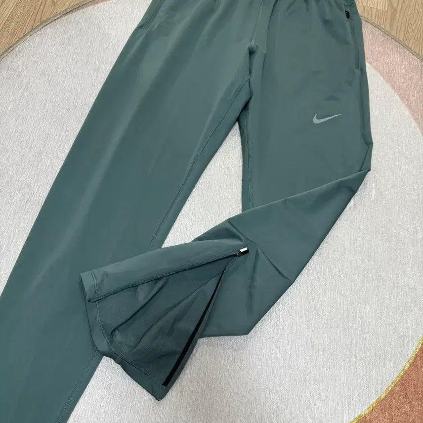 [SOLD OUT] 나이키 남성 드라이핏 트레이닝 팬츠 XL사이즈