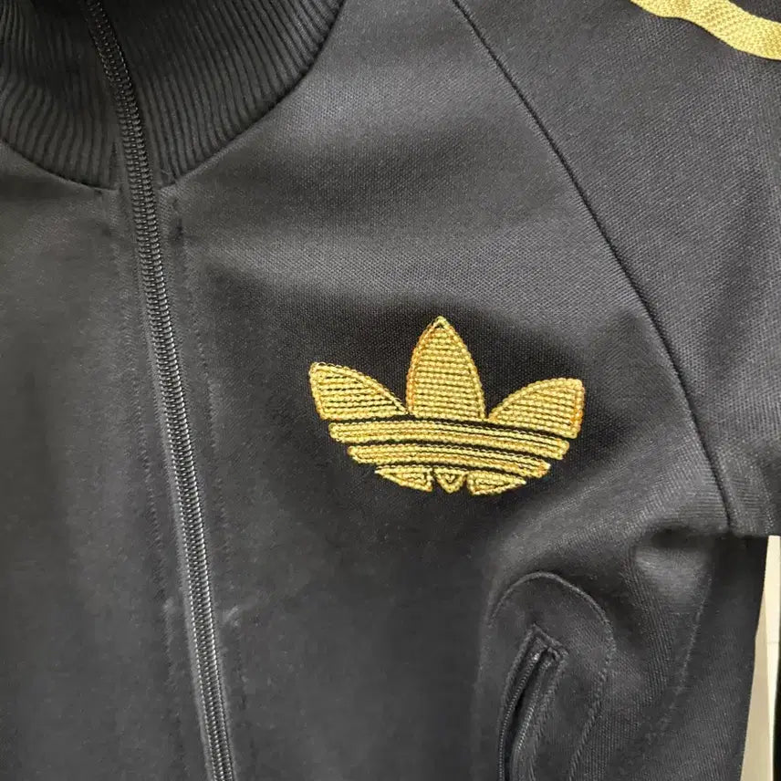 [BUNJANG] Adidas Black Sequin Track Top / 아디다스 블랙 스팽글금장 트랙탑