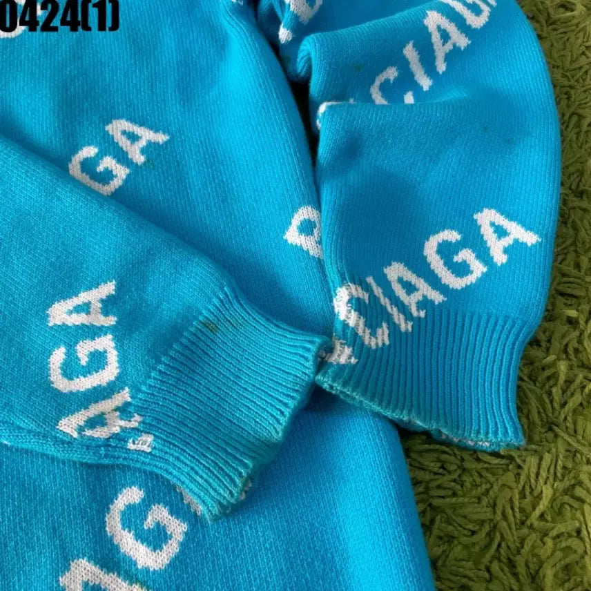 [BUNJANG] Balenciaga Logo Pattern Blue Knit Sweater / 발렌시아가 로고 패턴 블루 니트 오염다수