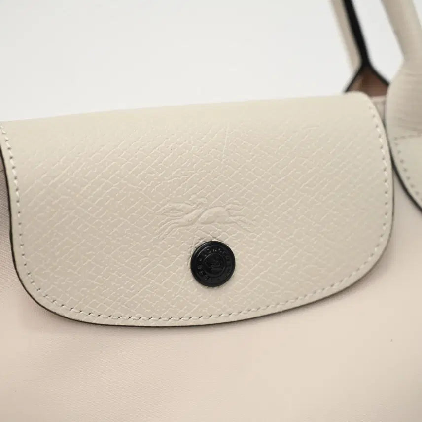 [BUNJANG] Longchamp Nylon and Leather Clutch Bag - White - Small / 롱샴 클러치백  화이트  나일론 소가죽 스몰 사이즈 여성