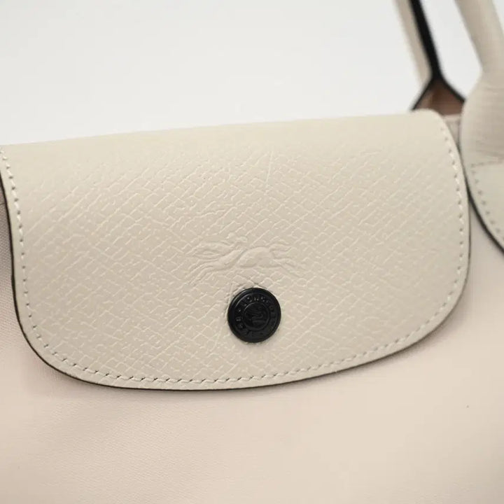 [BUNJANG] Longchamp Nylon and Leather Clutch Bag - White - Small / 롱샴 클러치백  화이트  나일론 소가죽 스몰 사이즈 여성