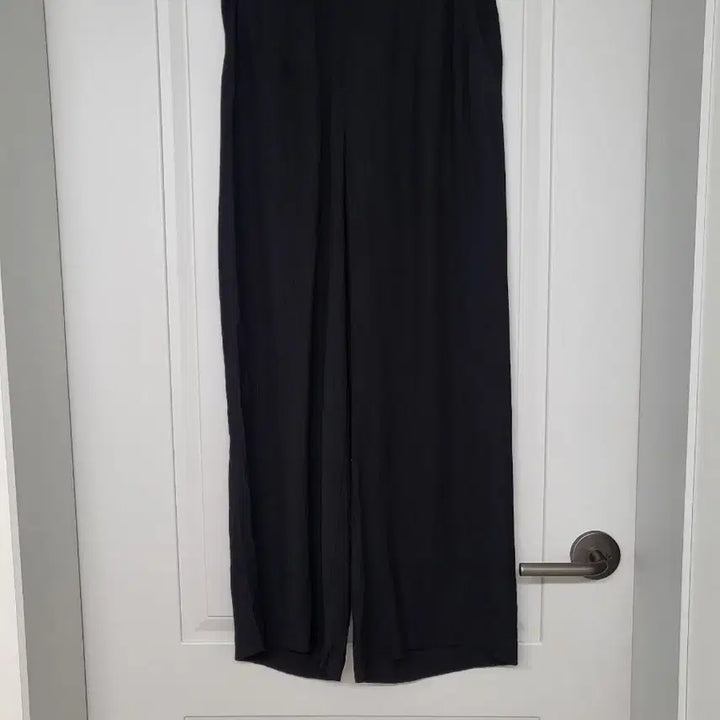 [BUNJANG] Max Studio Black Wide Crop Pants / 맥스스튜디오 검정색 와이드 크롭 팬츠