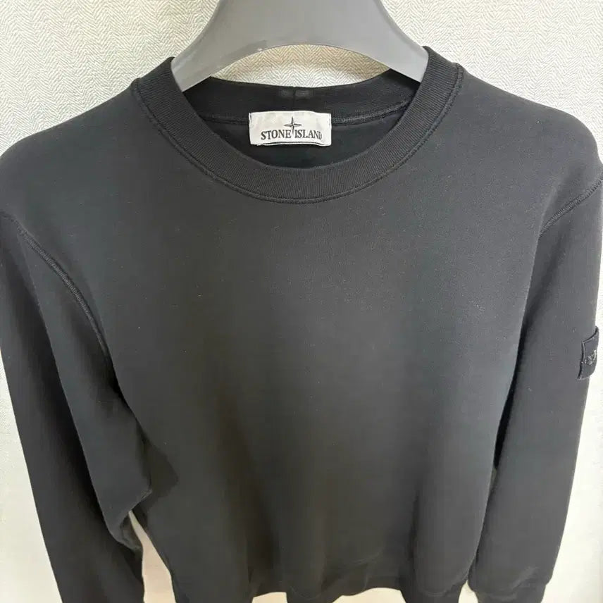 [SOLD OUT] 스톤아일랜드 맨투맨 블랙XL