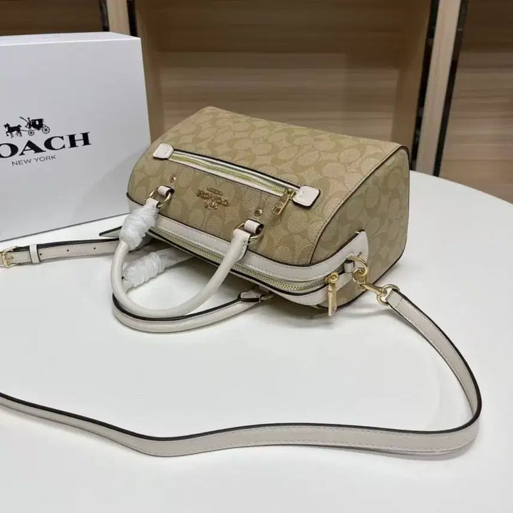 [BUNJANG] Coach Signature Canvas Mini Handbag / 코치  시그니처 캔버스 숄더백 미니 핸드백