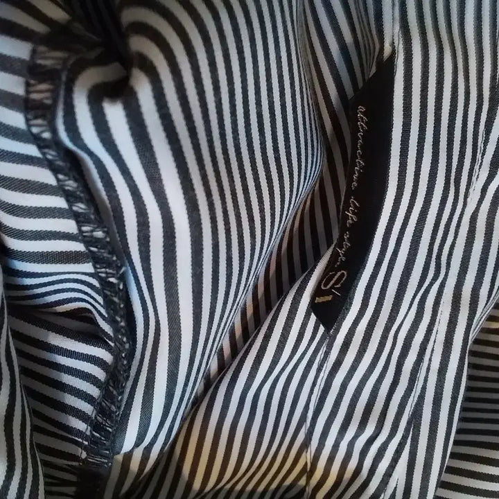[BUNJANG] Unbalanced Hemline Stripe Blouse / 여66SI언발블라우스