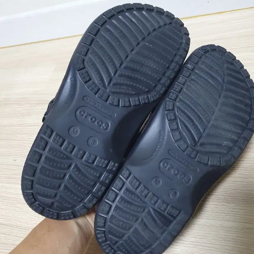 [SOLD OUT] 크록스 유콘 슬리퍼 265