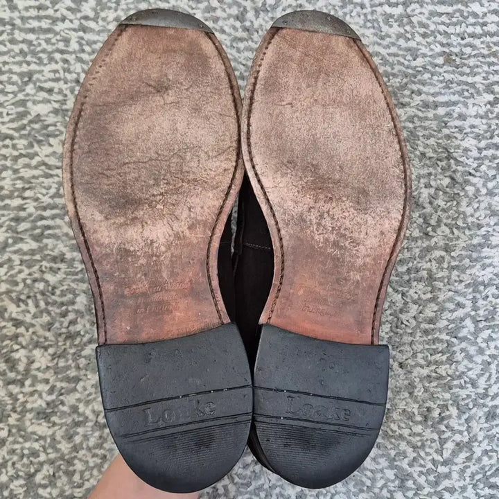 [SOLD OUT] 로크 Loake 임페리얼 스웨이드로퍼(275)