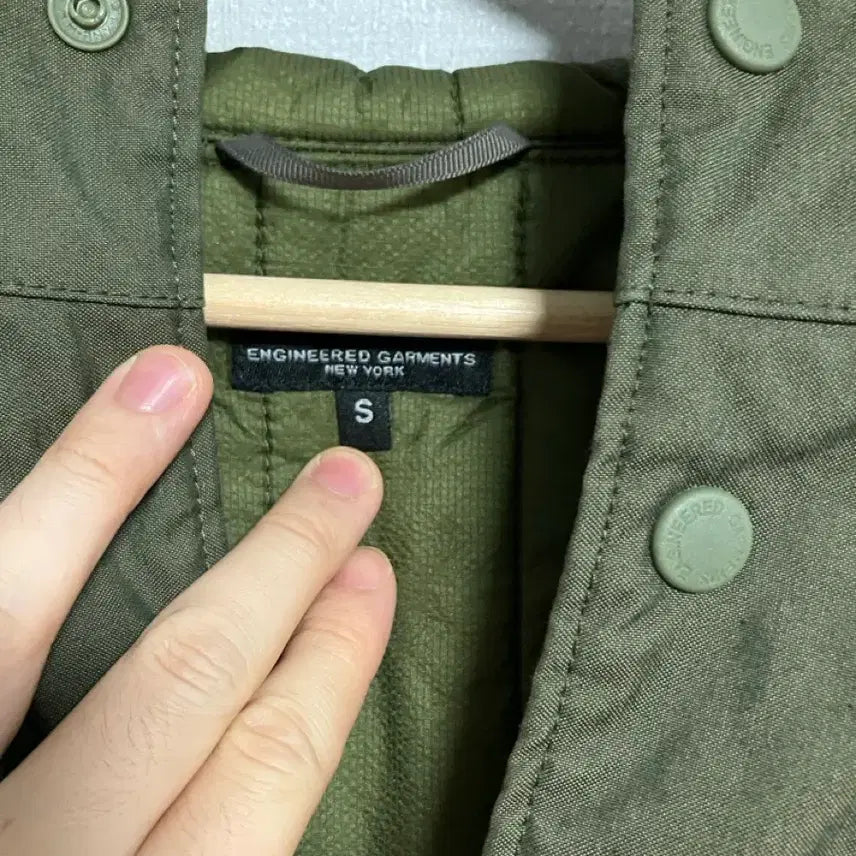 [SOLD OUT] 엔지니어드 가먼츠 프리마로프트 펠드베스트 S
