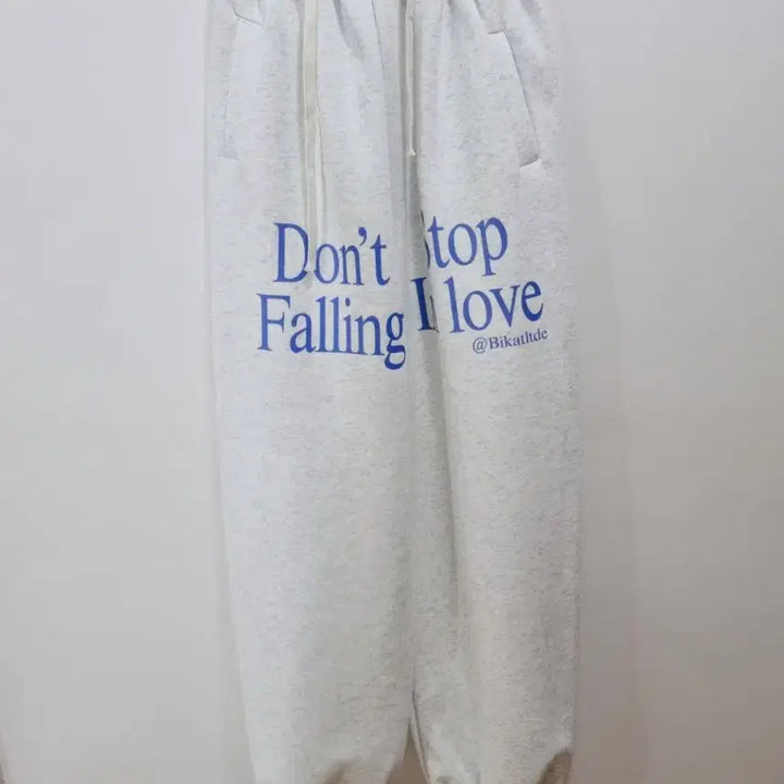 [SOLD OUT] 여성바지 새제품 두장일괄