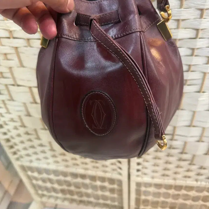 [SOLD OUT] 정품 까르띠에 버킷백 팝니다