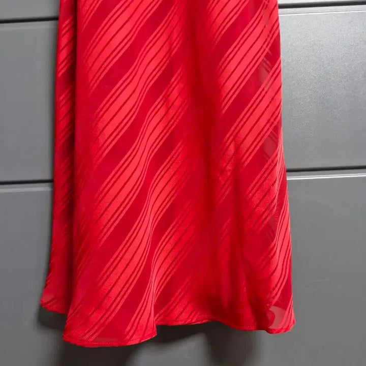 [BUNJANG] Taepyeongyang Red Stripe Slip 95 / 태평양 레드 스트라이프 슬립  95. 새상품.   85