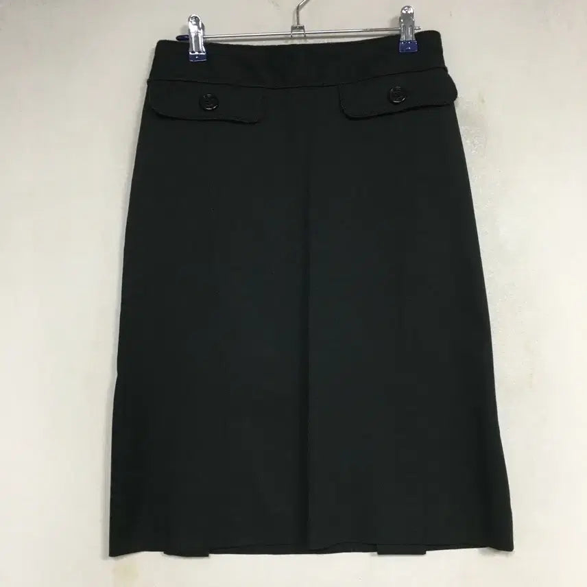 [BUNJANG] Burberry Simple Black Midi Skirt / 버버리 정품 심플 스커트 27