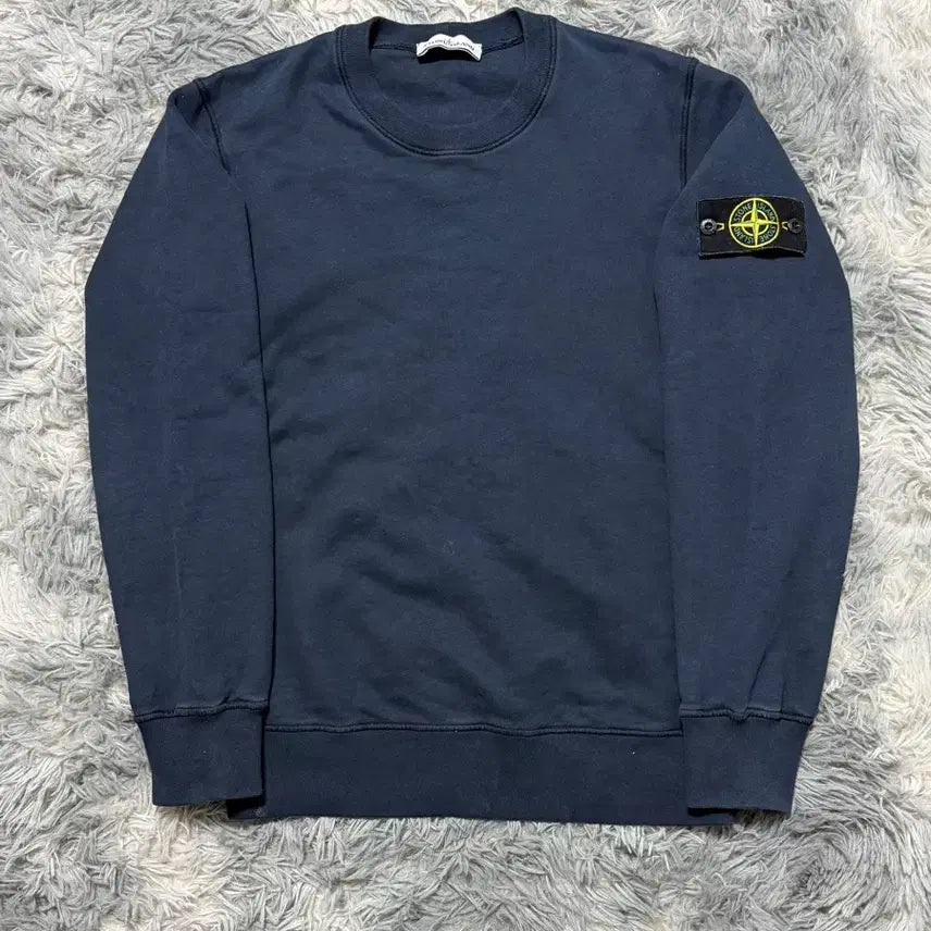 [SOLD OUT] 스톤아일랜드 맨투맨 {size s}