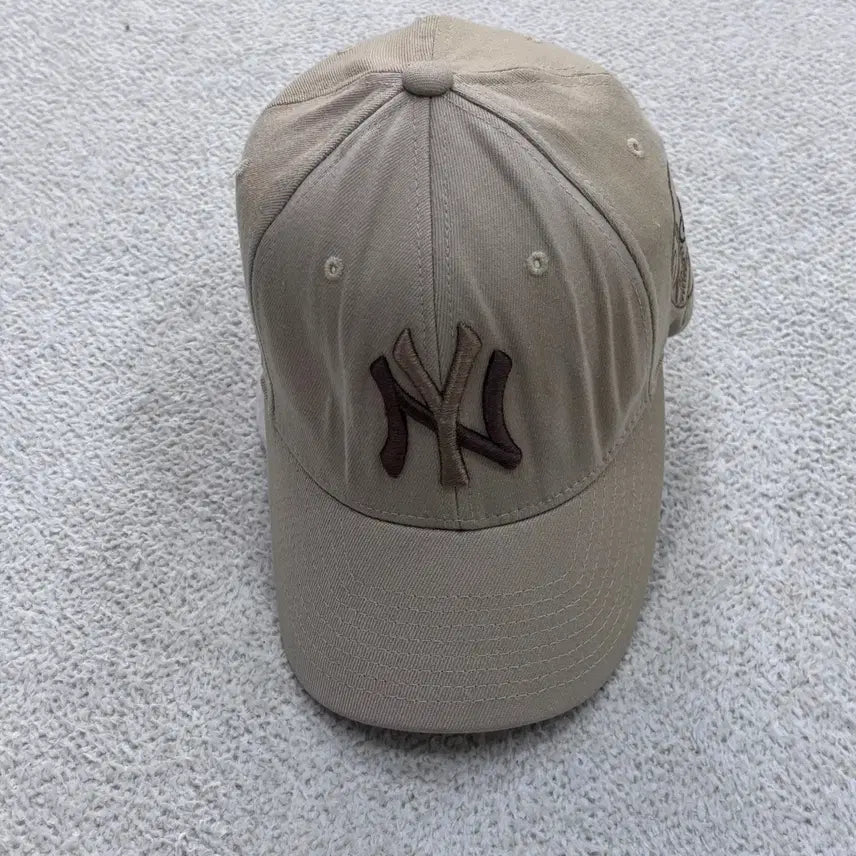 [BUNJANG] S-M MLB New York Yankees Logo Ball Cap / S-M MLB 뉴욕양키스 로고 볼캡 0424E