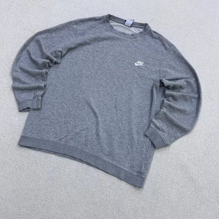 [BUNJANG] Nike Small Logo Crewneck Sweatshirt / XXL 나이키 스몰로고 맨투맨 티셔츠 0424E