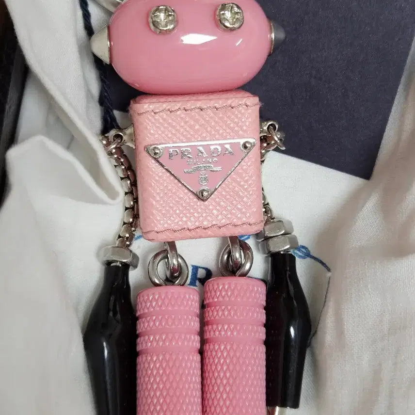 [BUNJANG] Prada Robot Keyring / 정품 > 프라다 핑크 로봇 키링
