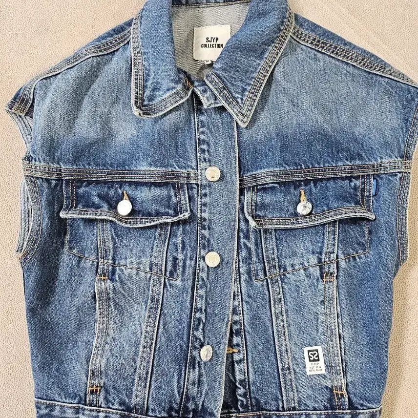 [BUNJANG] S.JYP Collection Denim Vest / 데님조끼