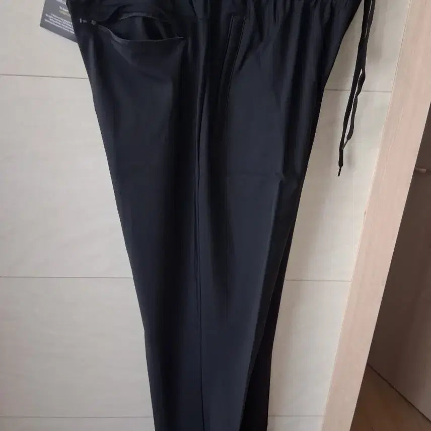 [BUNJANG] National Geographic Spring/Fall Training Pants XL Black / National Geographic 춘추용 팬츠 XL 신상품 블랙