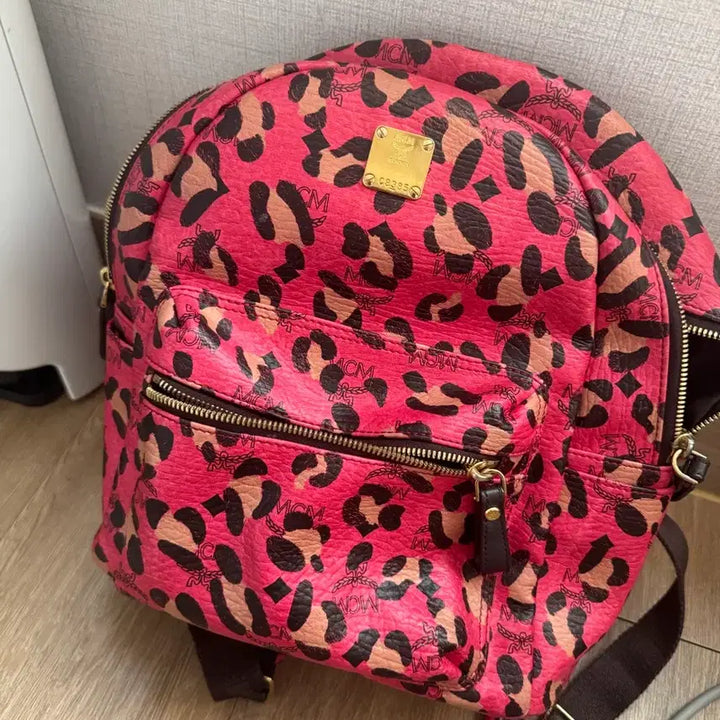 [BUNJANG] MCM Leopard Pink Backpack / mcm 레오파드 호피 핑크 백팩