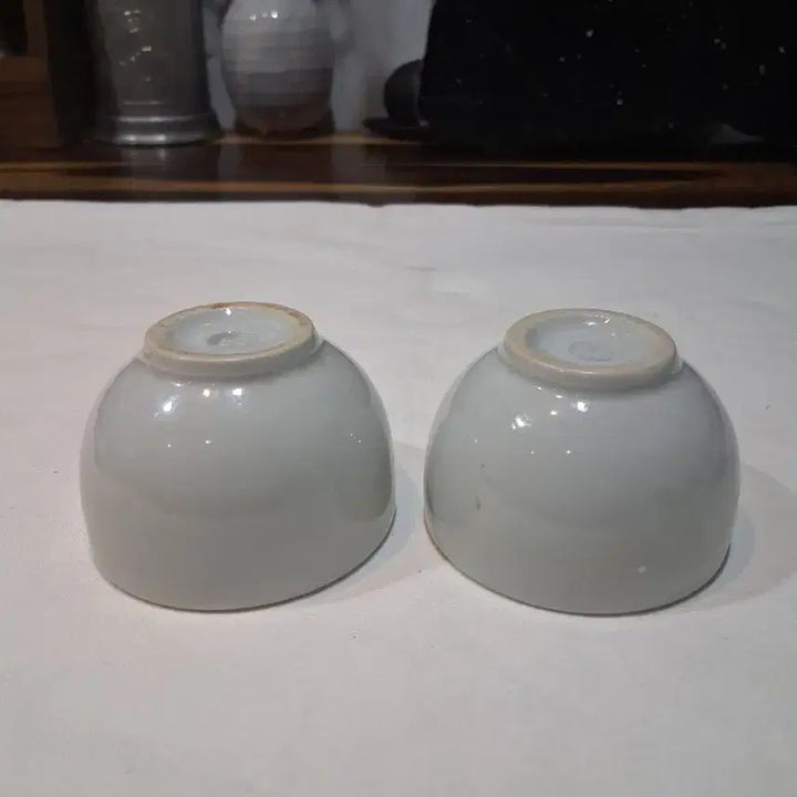[BUNJANG] Master Kim Young-soo Celadon Oval Tea Cups (Set of 2) / 장작가마 육산 김영수 백자오목잔2점