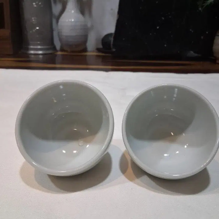 [BUNJANG] Master Kim Young-soo Celadon Oval Tea Cups (Set of 2) / 장작가마 육산 김영수 백자오목잔2점