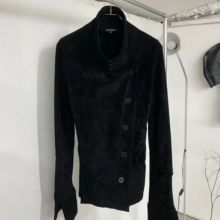 [BUNJANG] Ann Demeulemeester Asymmetrical Button Jacket / 앤드뮐미스터 12AW 비대칭 버튼 자켓