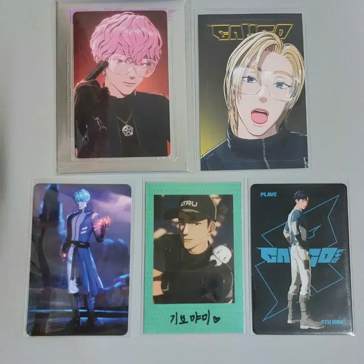[SOLD OUT] 플레이브 칼리고2 위버스 밤비+개봉앨범