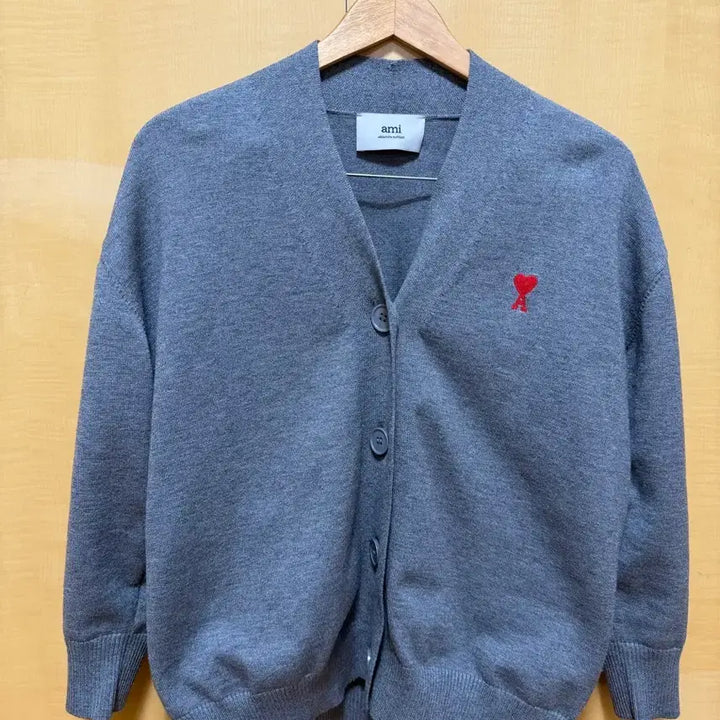 [SOLD OUT] 아미 하트 로고 그레이 가디건 L (병행수입)
