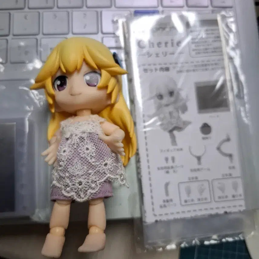 [BUNJANG] Qposket Sherry Action Figure / 큐포쉬 셰리 액션피규어