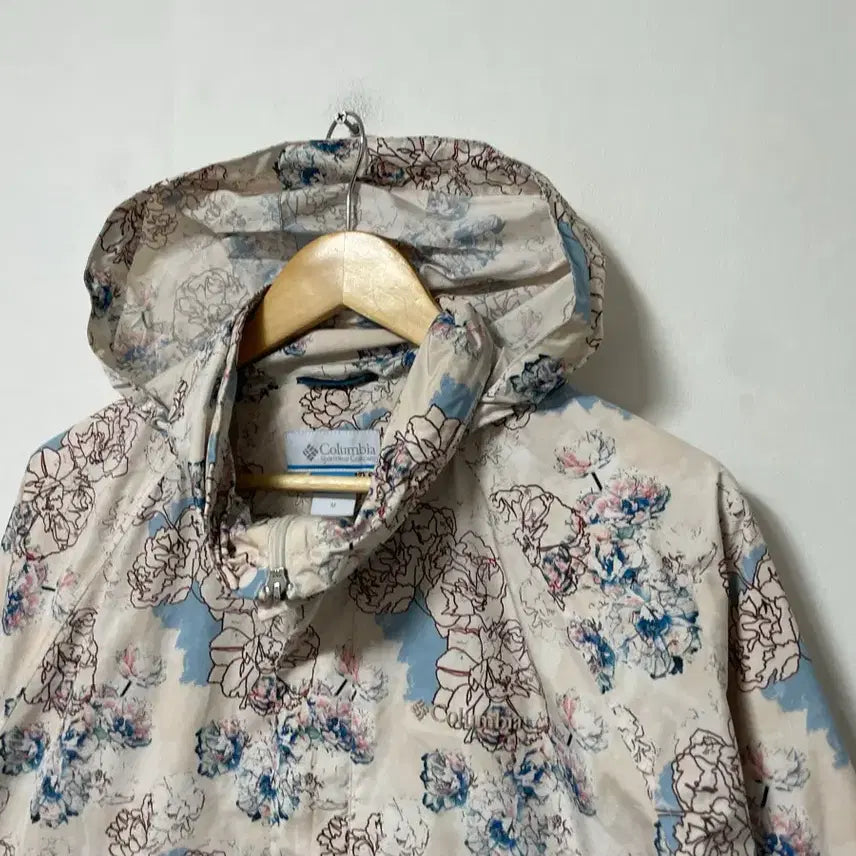 [BUNJANG] Columbia Loose Fit Windbreaker Jacket / 66 Columbia 컬럼비아 루즈핏 바람막이 자켓 정품