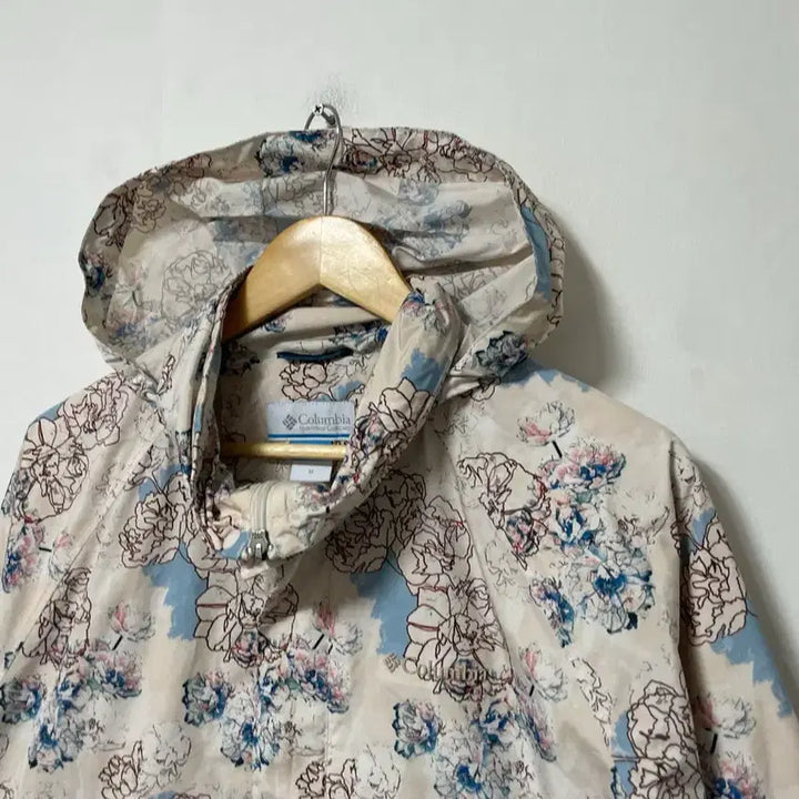 [BUNJANG] Columbia Loose Fit Windbreaker Jacket / 66 Columbia 컬럼비아 루즈핏 바람막이 자켓 정품