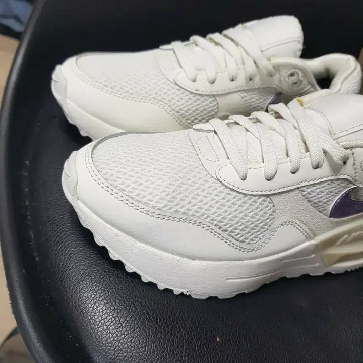 [BUNJANG] Nike Air Max White Sneakers 230 / 나이키 에어맥스 흰색 운동화 230