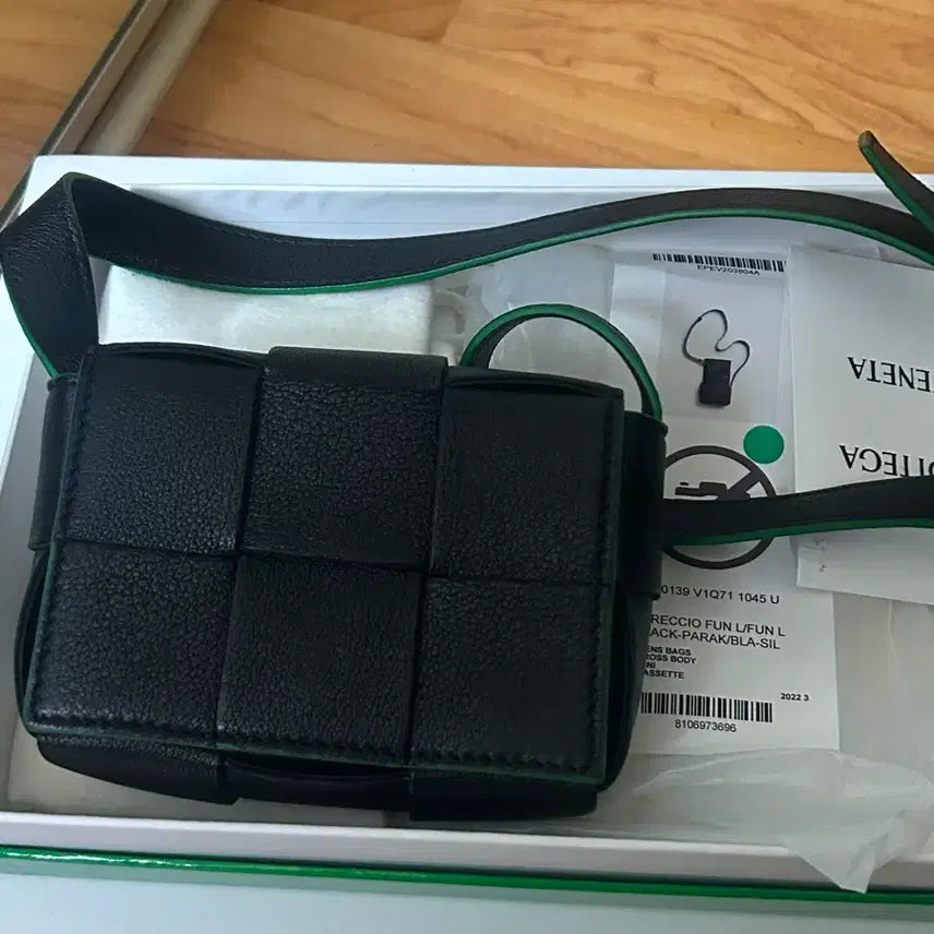 [BUNJANG] Bottega Veneta Crossbody Bag / 보테가베네타 크로스백