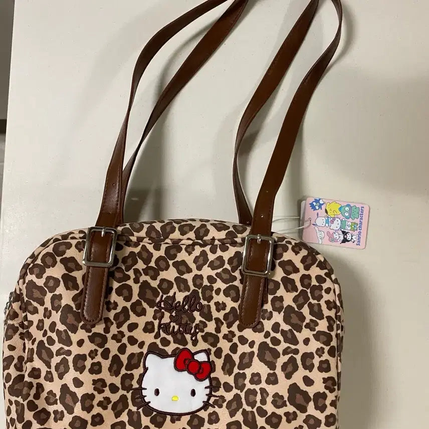[SOLD OUT] [정품 새상품] 헬로키티 산리오 레오파드 호피 숄더백