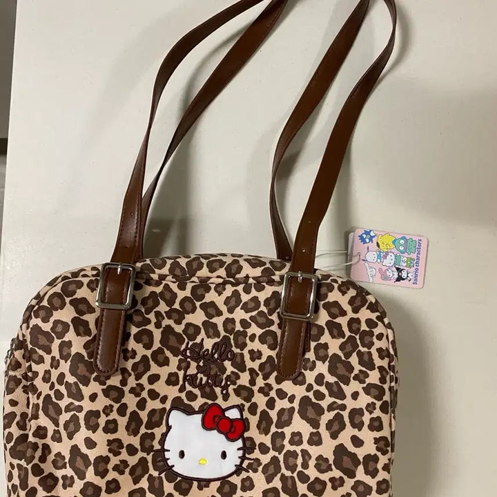 [SOLD OUT] [정품 새상품] 헬로키티 산리오 레오파드 호피 숄더백