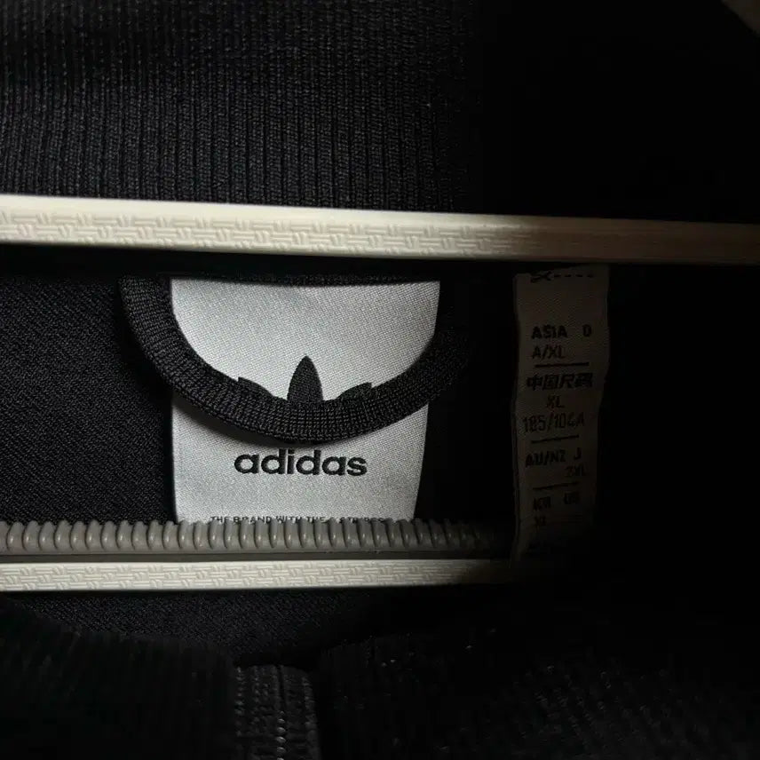 [BUNJANG] Adidas Manchester United Track Top / 아디다스 맨유 트랙탑 블랙/레드