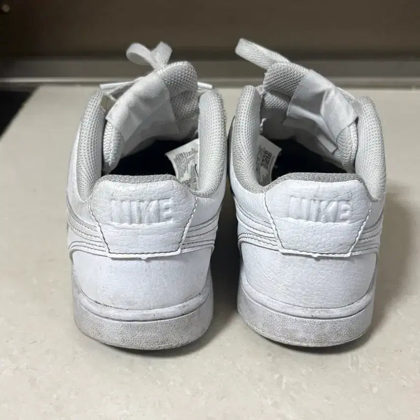 [BUNJANG] Nike Air Force 1 Sneakers / 나이키에어포스 운동화 230