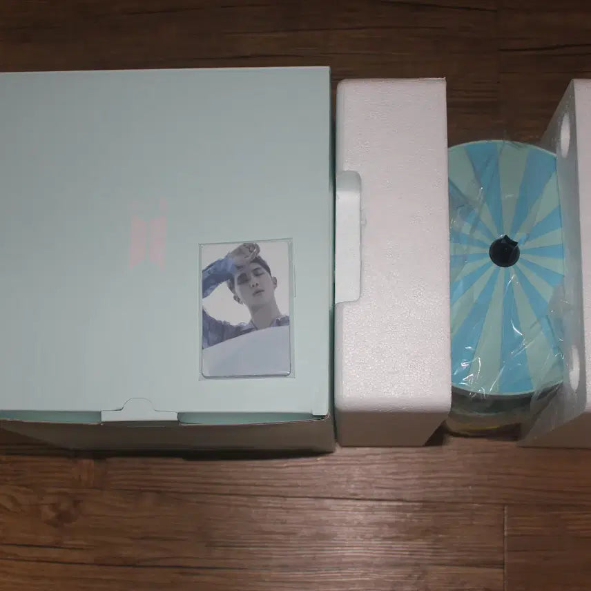 [SOLD OUT] BTS MERCH BOX