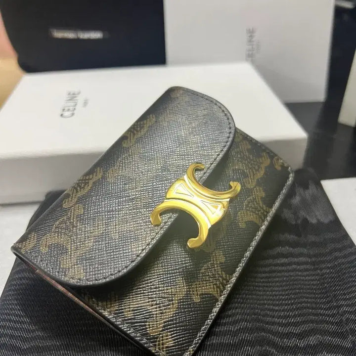 [BUNJANG] Celine Triomphe Card Holder / 셀린느  카드지갑