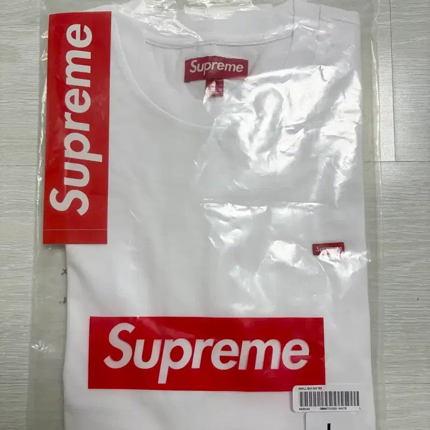 [SOLD OUT] [L] 슈프림 스몰박스 롱슬리브 화이트 25SS