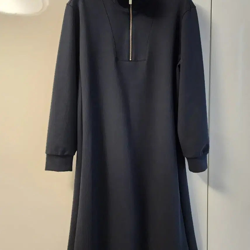 [BUNJANG] Beanpole Zip-Up Open Collar Jersey Dress Navy / 
