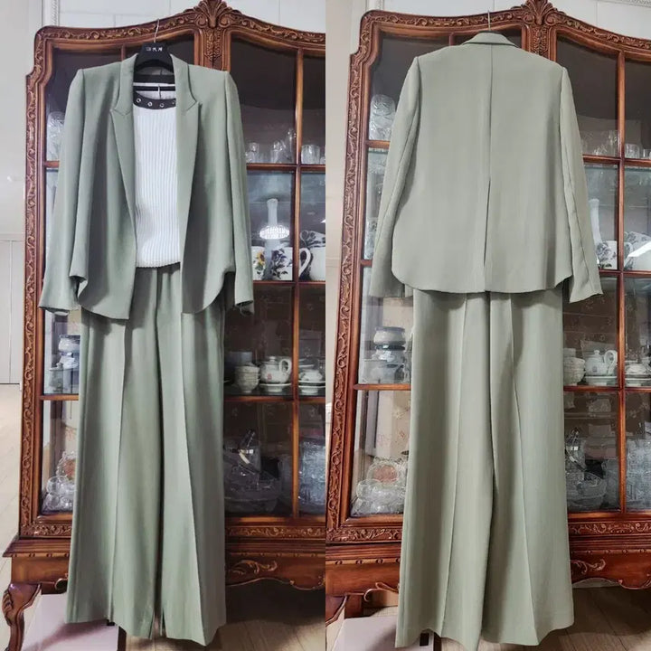 [SOLD OUT] 20년[상태최상] 미샤 MICHAA 썸머 셋업 (에메랄드 민트) 안감실크