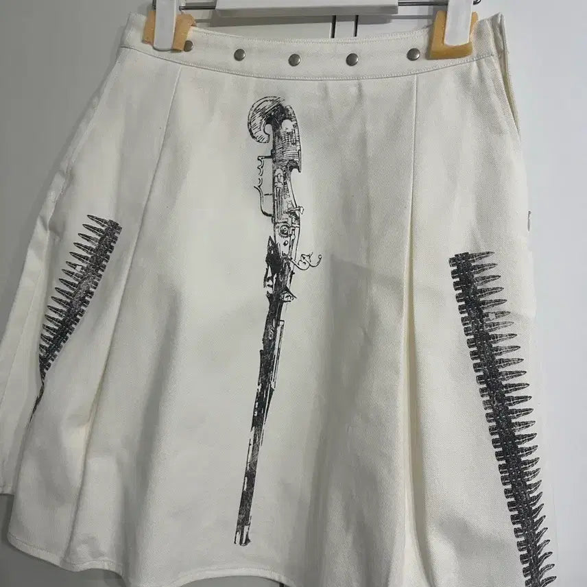 [SOLD OUT] S) Dared 건 프린트 트윌 스커트