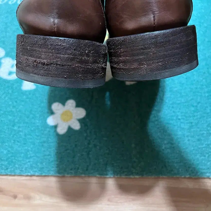 [BUNJANG] 킨치 브라운 로퍼 / 킨치 브라운 로퍼
