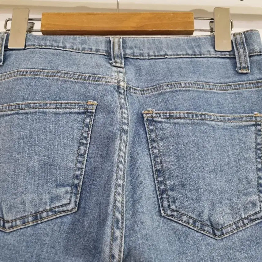 [BUNJANG] Spring Summer Elastic Waist Wide Leg Jeans / 봄 여름  스판 밴딩 일자통바지. 허리29까지